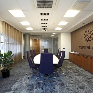 Tekero referents Capital Mill. Interface Net effect plaatvaip, Amtico puiduimitatsioon. 